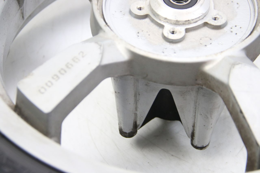 photo de VORDERRADFELGE PEUGEOT SATELIS COMPRESSOR K15 125 (2006 - 2009) - Geprüftes Gebrauchtteil