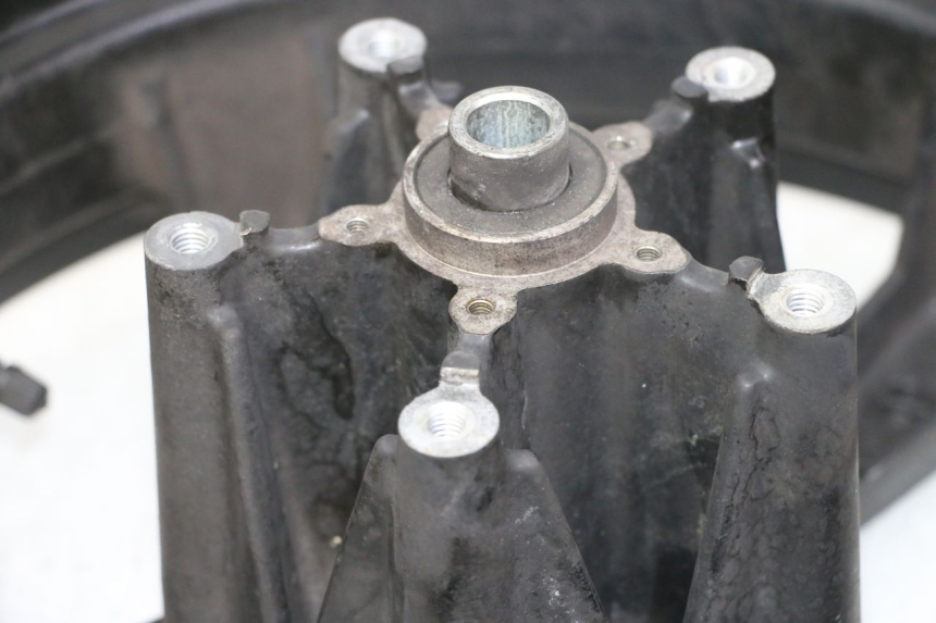 photo de VORDERRADFELGE PEUGEOT SATELIS 125 (2013 - 2018) - Weitere Ansicht des Artikels