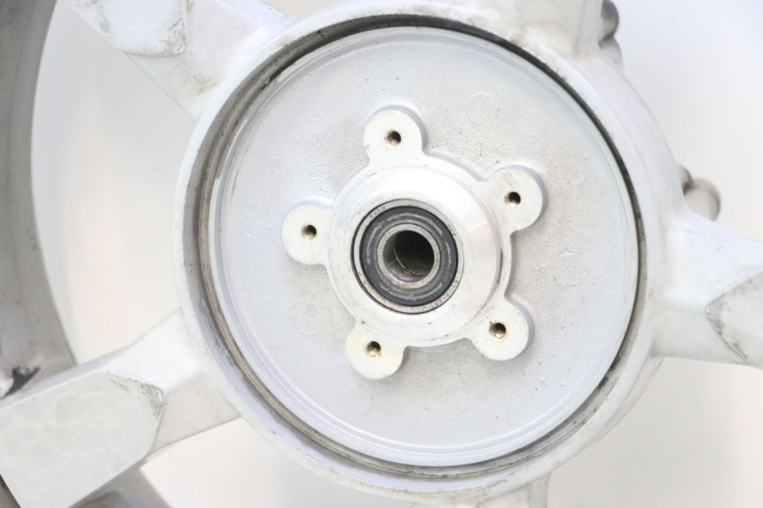 photo de VORDERRADFELGE PEUGEOT SATELIS 125 (2006 - 2009) - Hochauflösende Nahaufnahme