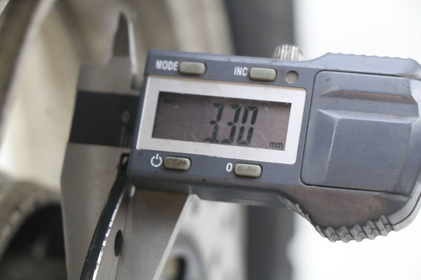 photo de VORDERRADFELGE JM MOTORS SC 4T 50 (2012 - 2017) - Detailansicht des Bauteils