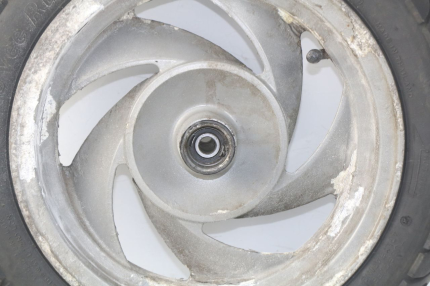 photo de VORDERRADFELGE HONDA SJ BALI 50 (1996 - 1999) - Oberflächenzustand und Material