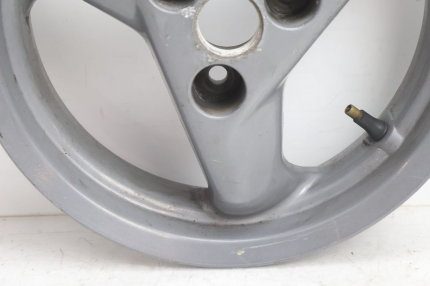 photo de VORDERRAD PEUGEOT SPEEDFIGHT LC 50 (1996 - 2002) - Zoom auf Gebrauchszustand