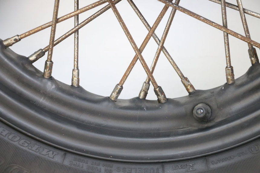 photo de VORDERRADFELGE HARLEY DAVIDSON SPORTSTER XL CUSTOM 1200 (2003 - 2004) - Technische Nahaufnahme