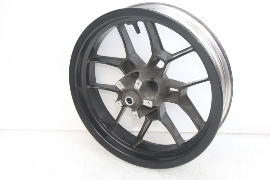 photo de VORDERRADFELGE APRILIA SR 2T 50 (2012 - 2017) - Details der Befestigungspunkte