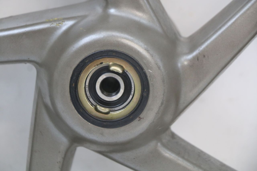 photo de VORDERRADFELGE APRILIA SR CARB LC 2T 50 (2004 - 2012) - Technische Nahaufnahme