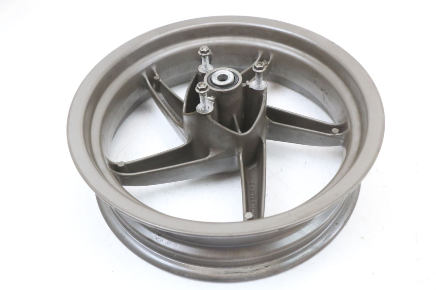 photo de VORDERRADFELGE APRILIA SR CARB LC 2T 50 (2004 - 2012) - Details der Befestigungspunkte