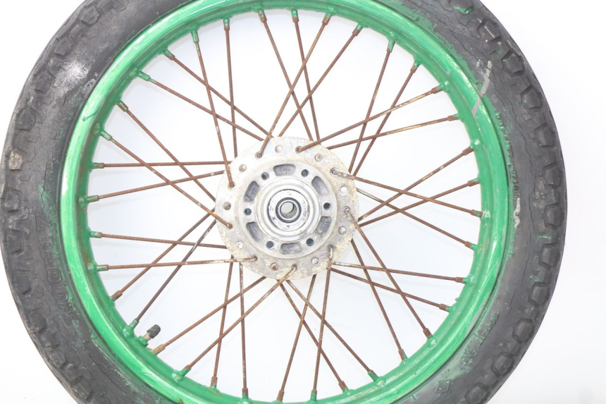 photo de VORDERRAD YAMAHA SR 125 (1982 - 2003) - Technische Nahaufnahme