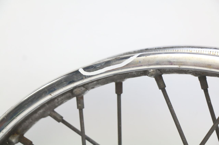 photo de VORDERRAD YAMAHA SR 125 (1982 - 2003) - Kennzeichnungen und Originalreferenzen