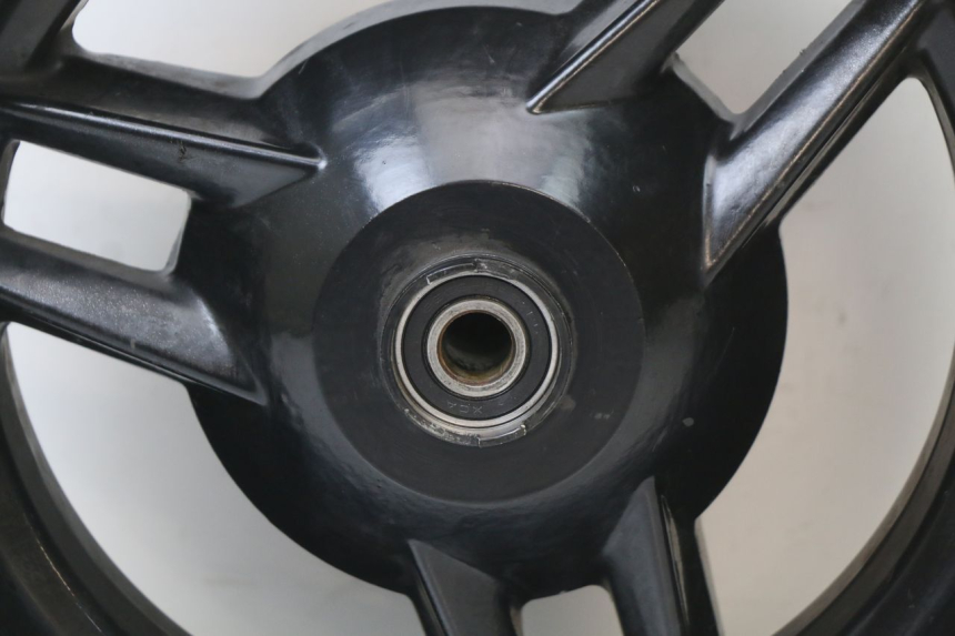 photo de VORDERRADFELGE PEUGEOT STREETZONE I 2T 50 (2018 - 2020) - Alternative Perspektive