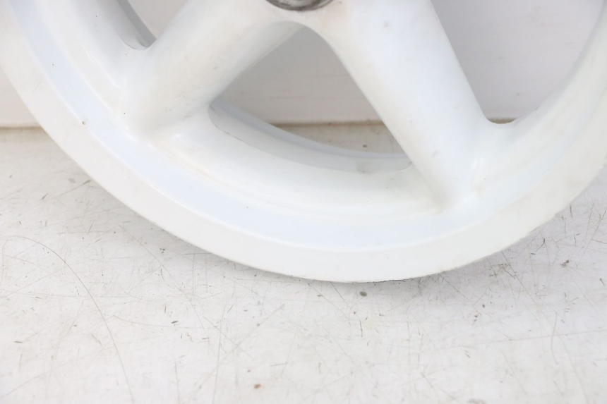 photo de VORDERRADFELGE MBK STUNT NAKED 50 (2004 - 2018) - Details der Befestigungspunkte