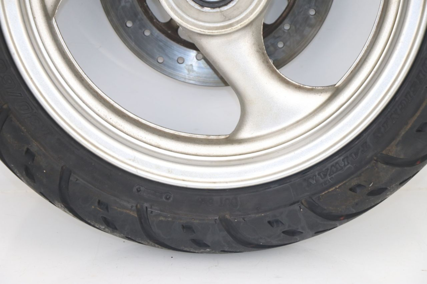 photo de VORDERRADFELGE PEUGEOT SUM UP 125 (2008 - 2013) - Details der Befestigungspunkte