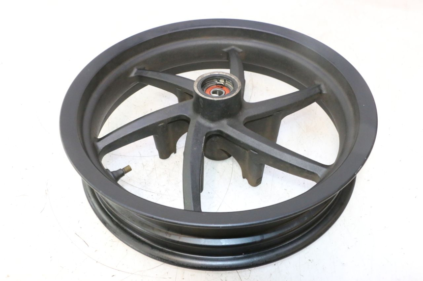 photo de VORDERRADFELGE KYMCO SUPER 8 2T 50 (2007 - 2013) - Detailansicht des Bauteils