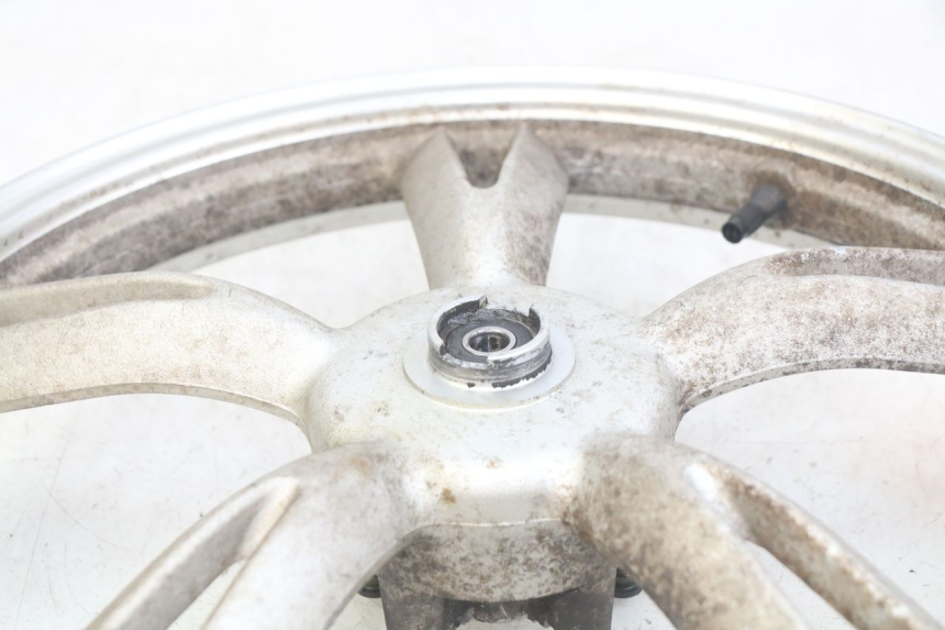 photo de VORDERRADFELGE PEUGEOT TWEET 4T 50 (2010 - 2014) - Technische Nahaufnahme