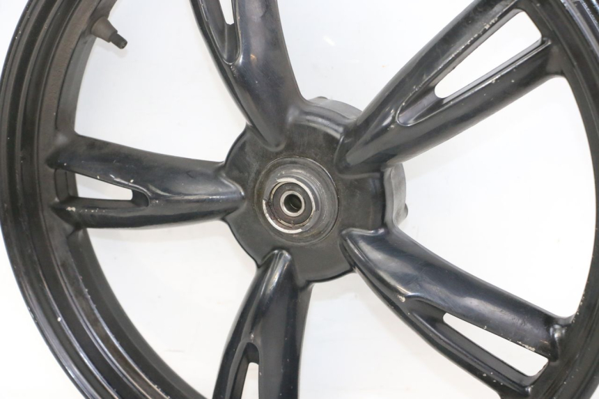 photo de VORDERRADFELGE PEUGEOT TWEET PRO CARGO 50 (2018 - 2022) - Details der Befestigungspunkte