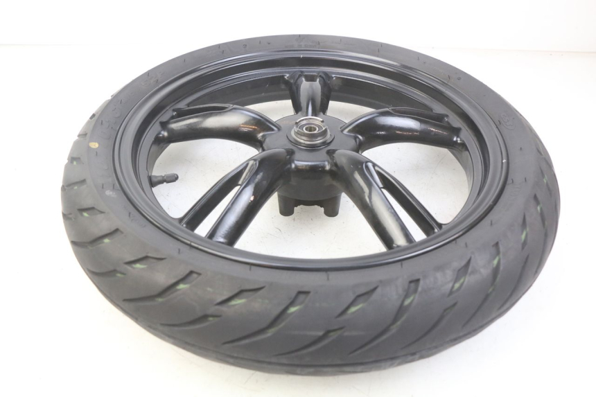 photo de VORDERRAD PEUGEOT TWEET 125 (2010 - 2017) - Zoom auf Gebrauchszustand