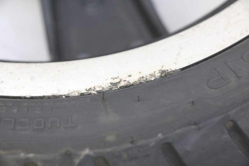 photo de VORDERRAD PIAGGIO VESPA GTS SUPER IE 125 (2009 - 2016) - Alternative Perspektive