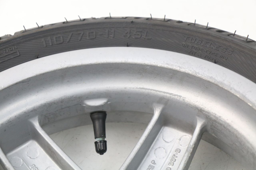 photo de VORDERRADFELGE PIAGGIO VESPA LX IE 125 (2010 - 2012) - Charakteristische Merkmale