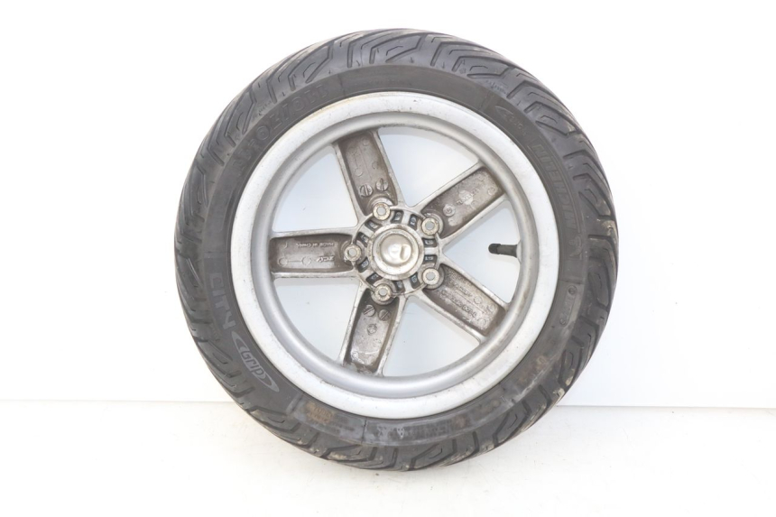 photo de VORDERRAD PIAGGIO VESPA LX 125 (2005 - 2010) - Details der Befestigungspunkte