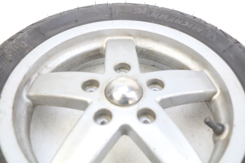 photo de VORDERRADFELGE PIAGGIO VESPA LXV 125 (2006 - 2009) - Detaillierte Sichtprüfung