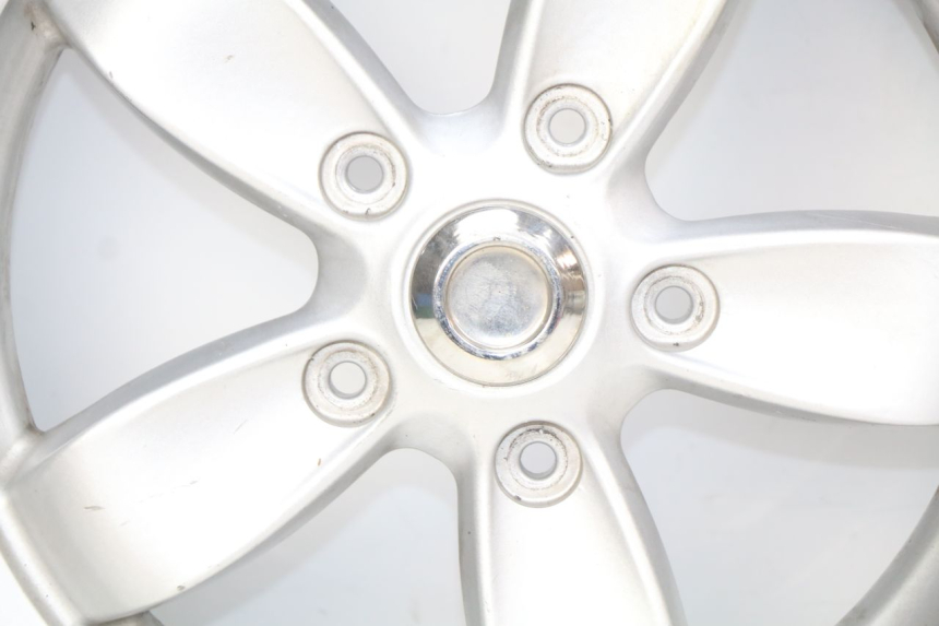 photo de VORDERRADFELGE PIAGGIO VESPA PRIMAVERA 2T 50 (2013 - 2018) - Charakteristische Merkmale