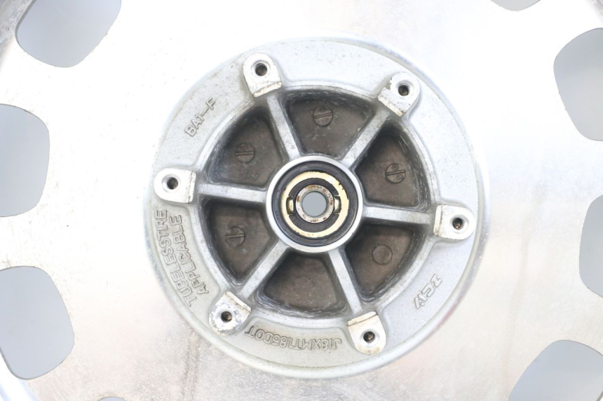 photo de VORDERRADFELGE DAELIM VL DAYSTAR 125 (2000 - 2011) - Hochauflösende Nahaufnahme