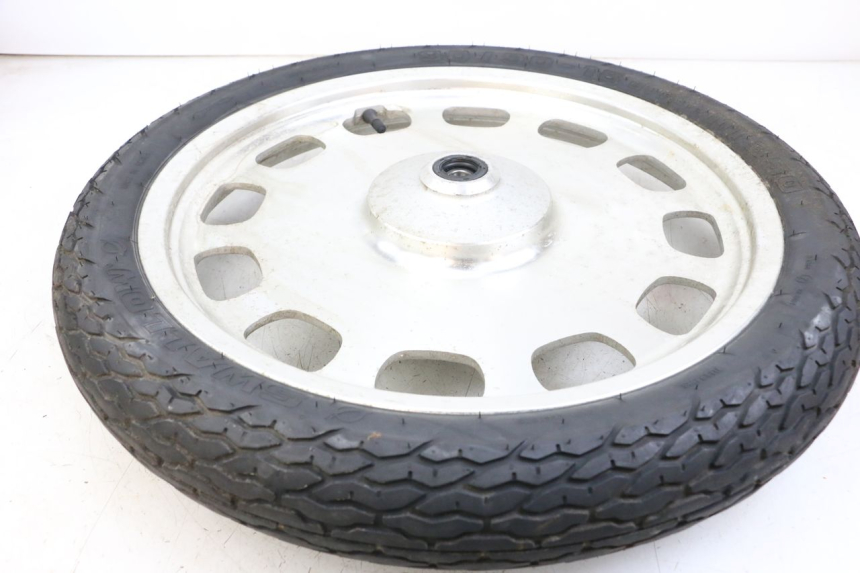 photo de VORDERRADFELGE DAELIM VL DAYSTAR 125 (2000 - 2011) - Zoom auf Gebrauchszustand