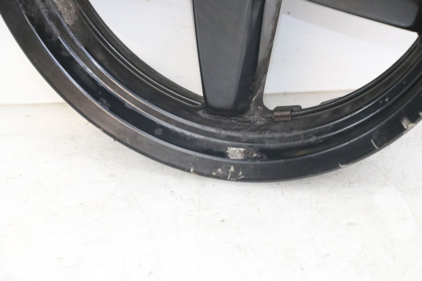 photo de VORDERRADFELGE YAMAHA X-MAX XMAX 250 (2006 - 2009) - Details der Befestigungspunkte