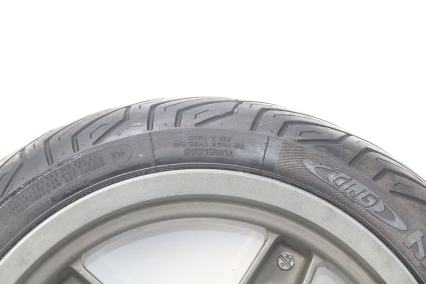 photo de VORDERRADFELGE PIAGGIO X7 125 (2007 - 2013) - Zoom auf Komponenten