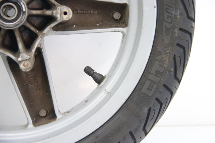 photo de VORDERRADFELGE PIAGGIO X8 125 (2004 - 2007) - Alternativer Blickwinkel