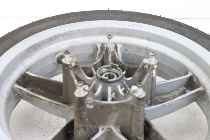 photo de VORDERRADFELGE PIAGGIO X8 125 (2004 - 2007) - Technische Nahaufnahme