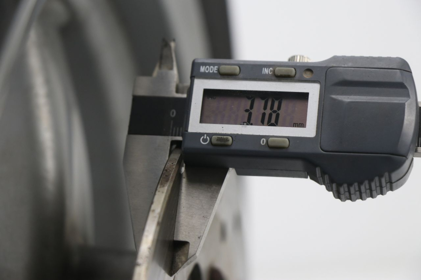 photo de VORDERRADFELGE PIAGGIO X9 EVOLUTION 250 (2003 - 2007) - Alternative Perspektive