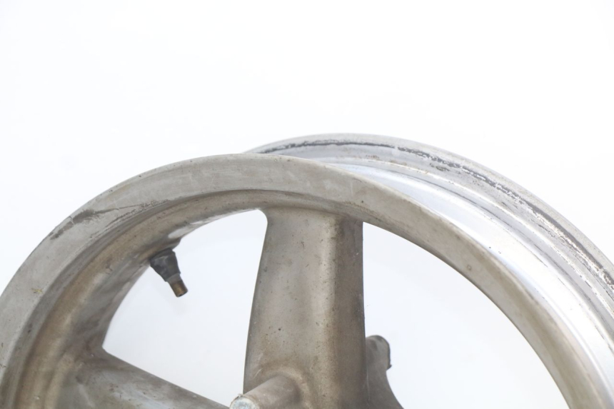 photo de VORDERRADFELGE PIAGGIO X9 EVOLUTION 250 (2003 - 2007) - Zoom auf Gebrauchszustand