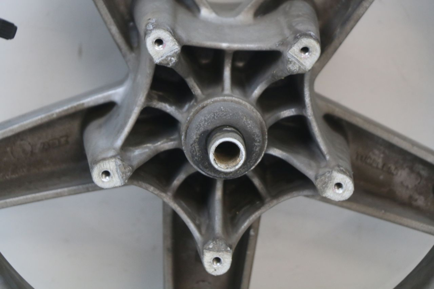 photo de VORDERRADFELGE PIAGGIO XEVO - X EVO 125 (2007 - 2017) - Oberflächenzustand und Material