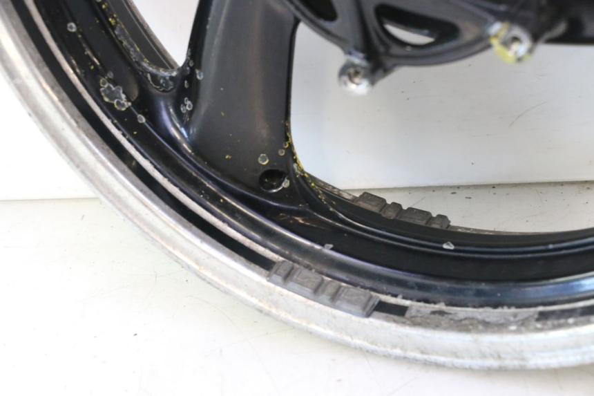 photo de VORDERRADFELGE YAMAHA XJR 1300 (1998 - 2002) - Detaillierte Sichtprüfung