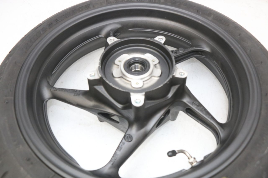 photo de VORDERRADFELGE YAMAHA XP T-MAX TMAX ABS 530 (2012 - 2015) - Detaillierte Sichtprüfung