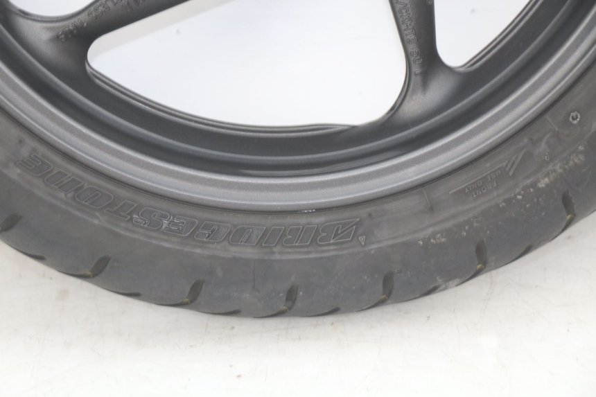 photo de VORDERRADFELGE YAMAHA XP T-MAX TMAX ABS 530 (2012 - 2015) - Oberflächenzustand und Material