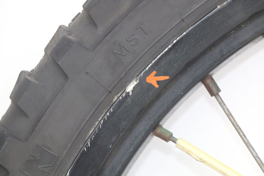 photo de VORDERRAD PEUGEOT XP6 50 (2006 - 2011) - Hochauflösende Nahaufnahme