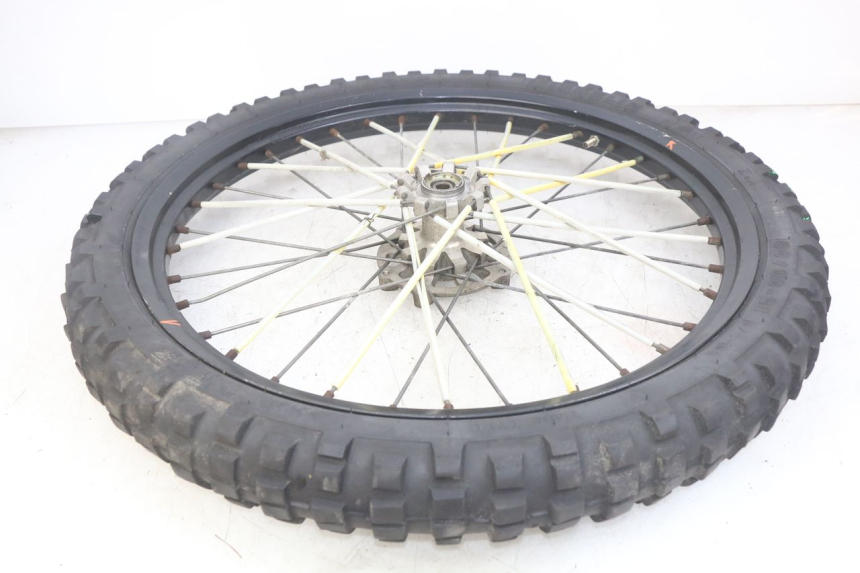 photo de VORDERRAD PEUGEOT XP6 50 (2006 - 2011) - Technische Nahaufnahme