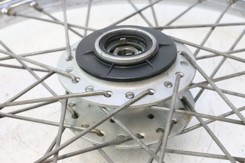 photo de VORDERRADFELGE YAMAHA XV VIRAGO 535 (1988 - 2004) - Detailansicht des Bauteils