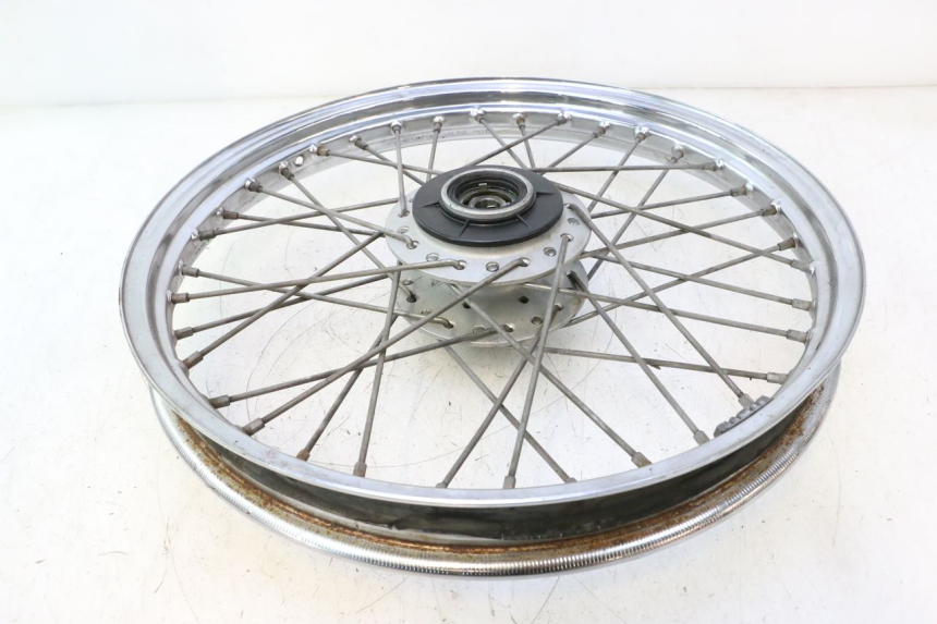 photo de VORDERRADFELGE YAMAHA XV VIRAGO 535 (1988 - 2004) - Zoom auf Gebrauchszustand