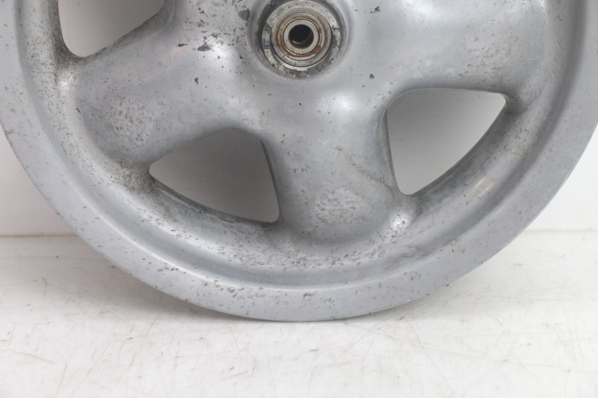 photo de VORDERRADFELGE YAMAHA YP MAJESTY 125 (1998 - 2001) - Zoom auf Gebrauchszustand