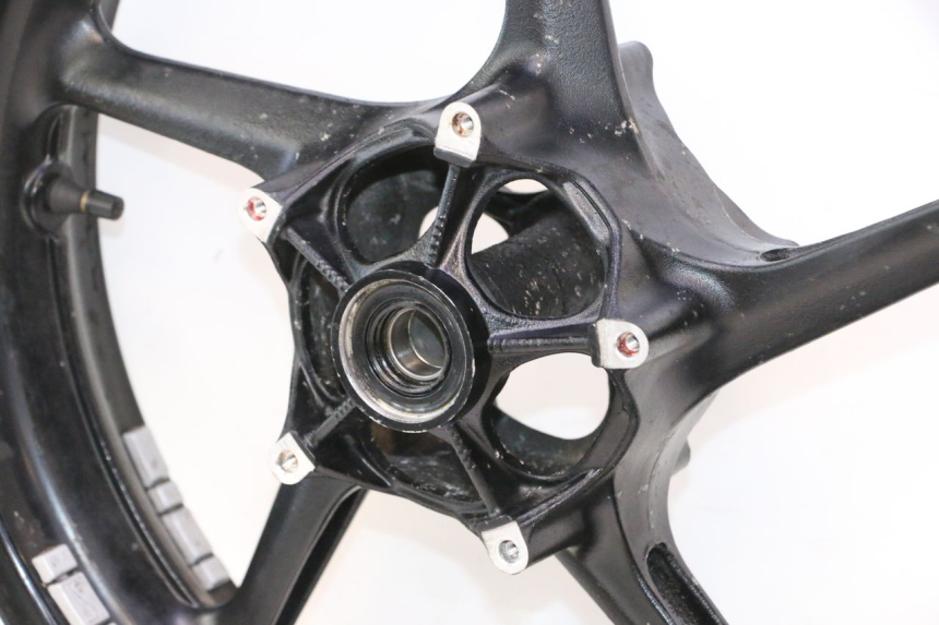 photo de VORDERRADFELGE YAMAHA YZF R6 600 (2008 - 2009) - Technische Nahaufnahme