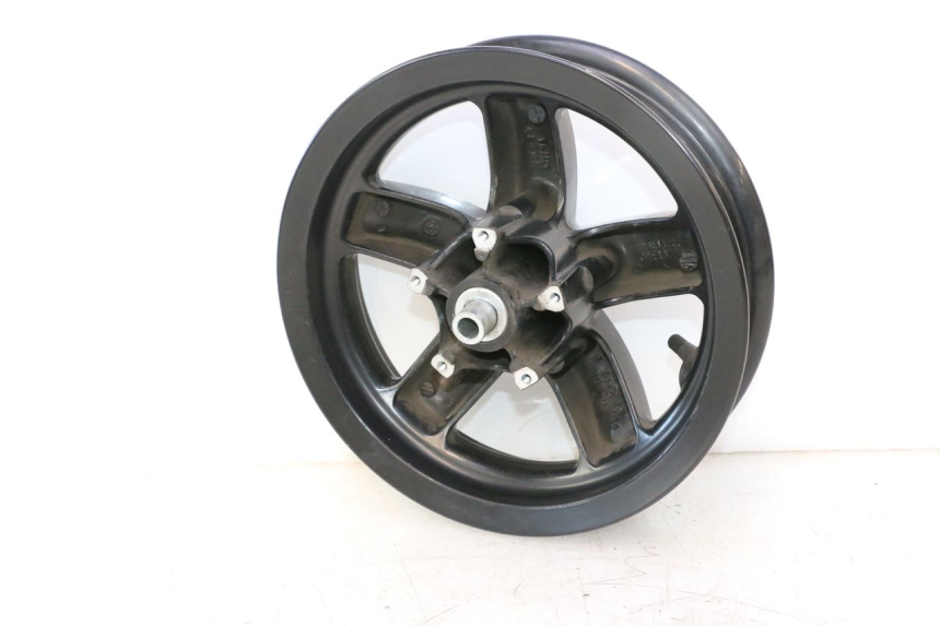 photo de VORDERRADFELGE PIAGGIO ZIP IGET 4T 50 (2021 - 2023) - Detailansicht des Bauteils
