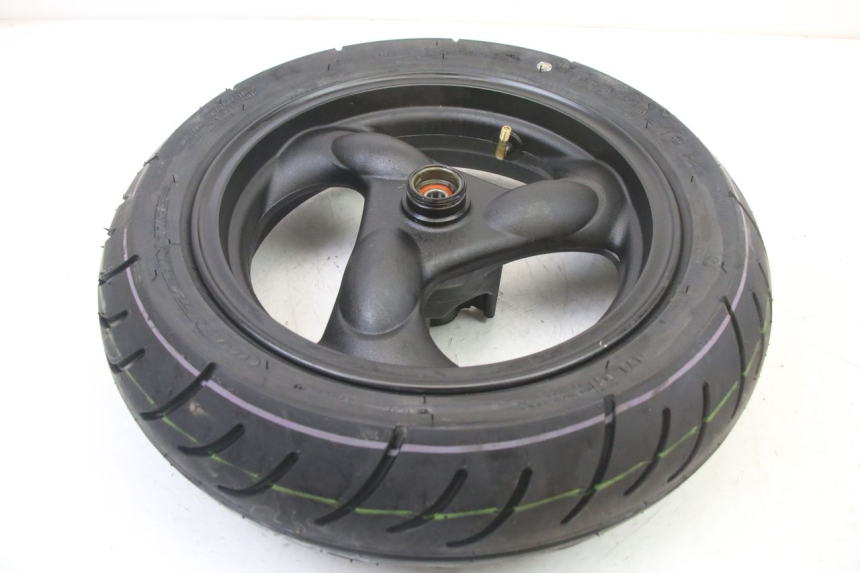 photo de VORDERRADFELGE UND REIFEN KYMCO AGILITY 4T 50 (2005 - 2018) - Detailansicht des Bauteils