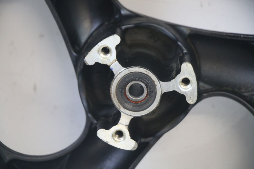 photo de VORDERRADFELGE UND REIFEN KYMCO AGILITY 4T 50 (2005 - 2018) - Kennzeichnungen und Originalreferenzen