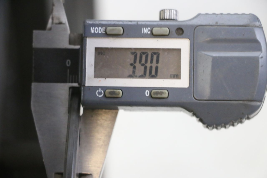 photo de VORDERRADFELGE UND REIFEN KYMCO AGILITY 4T 50 (2005 - 2018) - Detailansicht des Bauteils