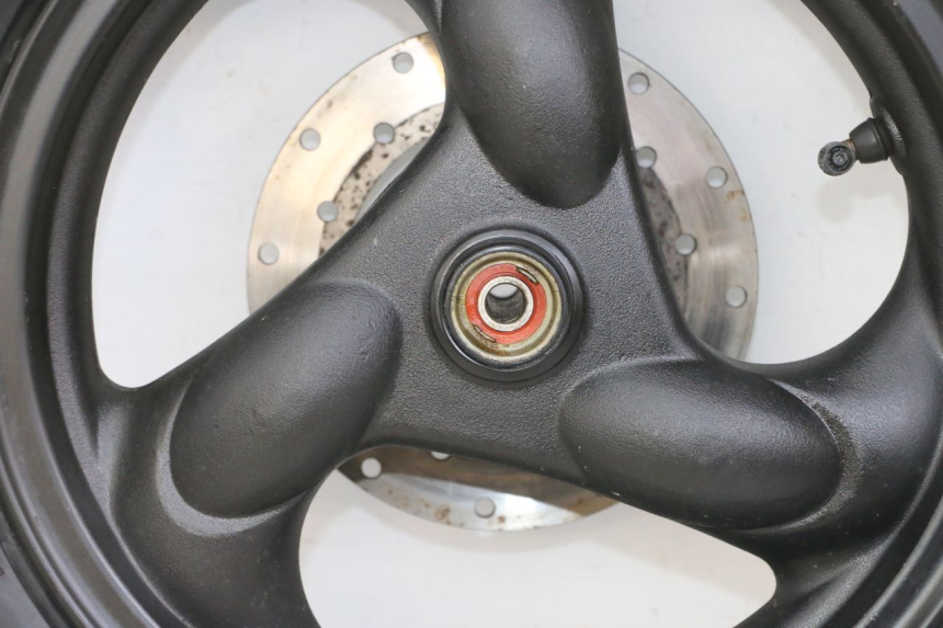 photo de VORDERRADFELGE UND REIFEN KYMCO AGILITY 4T 50 (2005 - 2018) - Weitere Ansicht des Artikels