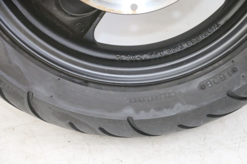 photo de VORDERRADFELGE UND REIFEN KYMCO AGILITY 4T 50 (2005 - 2018) - Zoom auf Komponenten