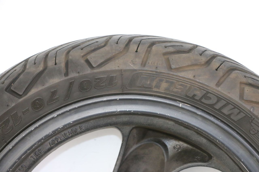 photo de VORDERRADFELGE UND REIFEN KYMCO AGILITY 4T 50 (2005 - 2018) - Charakteristische Merkmale