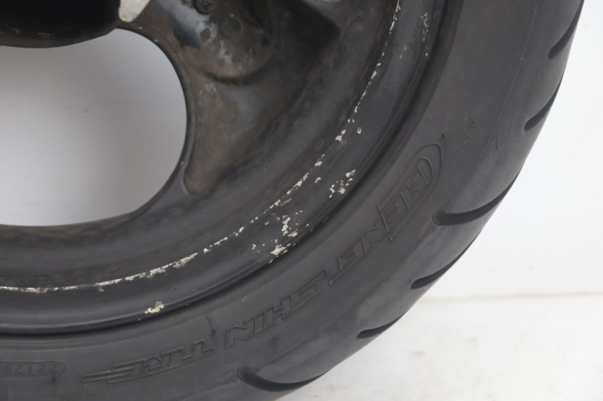 photo de VORDERRADFELGE UND REIFEN KYMCO AGILITY 4T 50 (2005 - 2018) - Ergänzendes Produktfoto